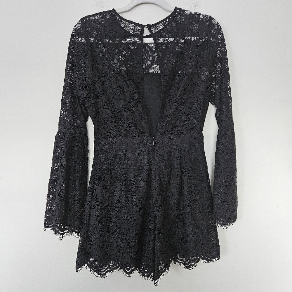 Lost +Wander black lace bell sleeves romper size S - Picture 9 of 10